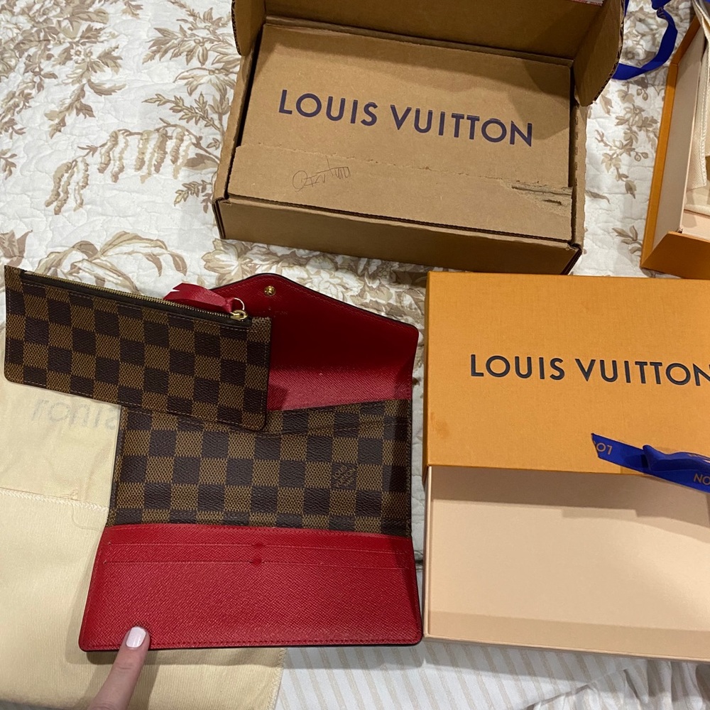 Louis Vuitton Josephine wallet